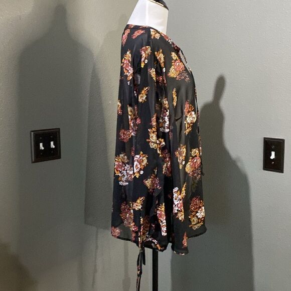 Modcloth Sheer Floral Ruffle Long sleeve Blouse - Picture 9 of 12